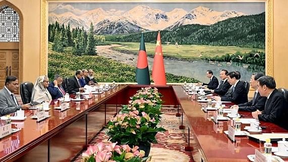 A high-level Committee of the Chinese People’s Political Consultative Conference, a very important wing of the Chinese Communist Party led by its Chairman Wang Huning called on Prime Minister Sheikh Hasina at the Great Hall of the People, Beijing on 9 July 2024